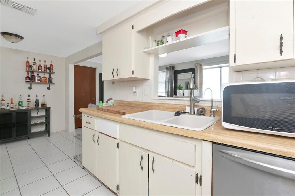 合同活跃: $339,999 (3 贝兹, 2 浴室, 1234 平方英尺)