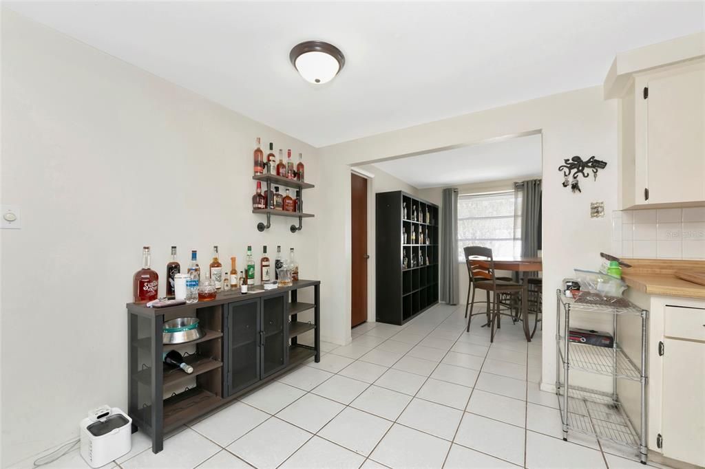 合同活跃: $339,999 (3 贝兹, 2 浴室, 1234 平方英尺)