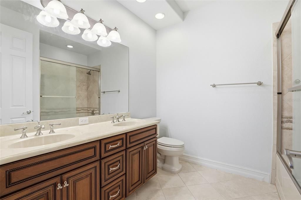 待售: $389,000 (3 贝兹, 2 浴室, 1794 平方英尺)