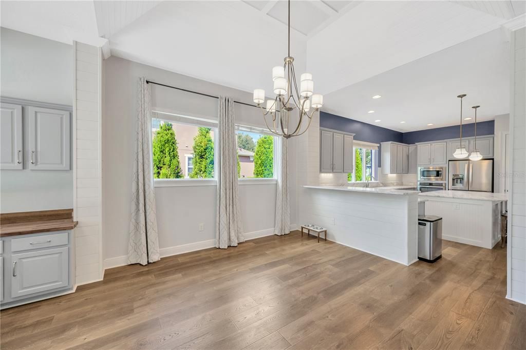 На продажу: $759,000 (5 спален, 3 ванн, 2907 Квадратных фут)