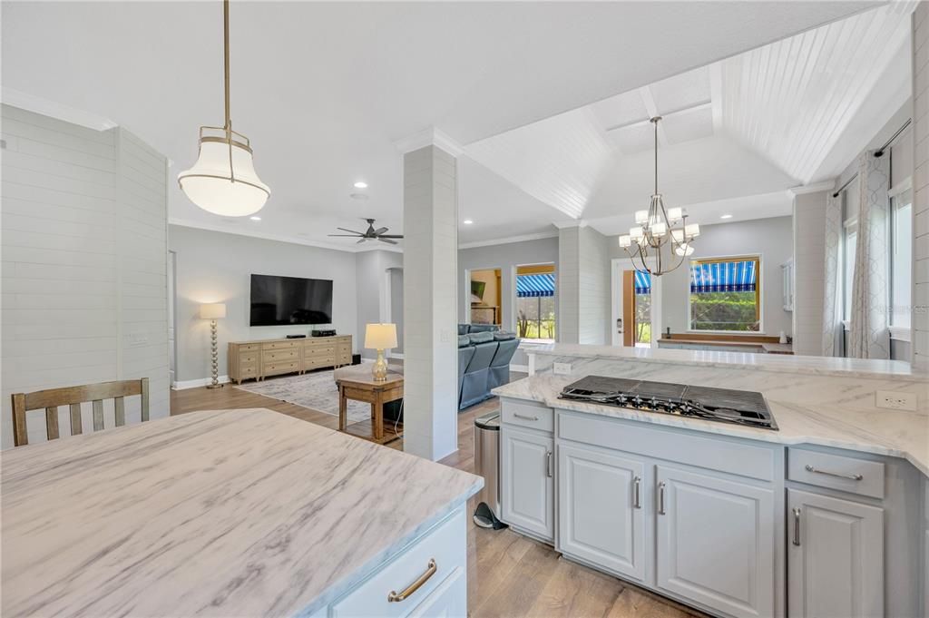 На продажу: $759,000 (5 спален, 3 ванн, 2907 Квадратных фут)