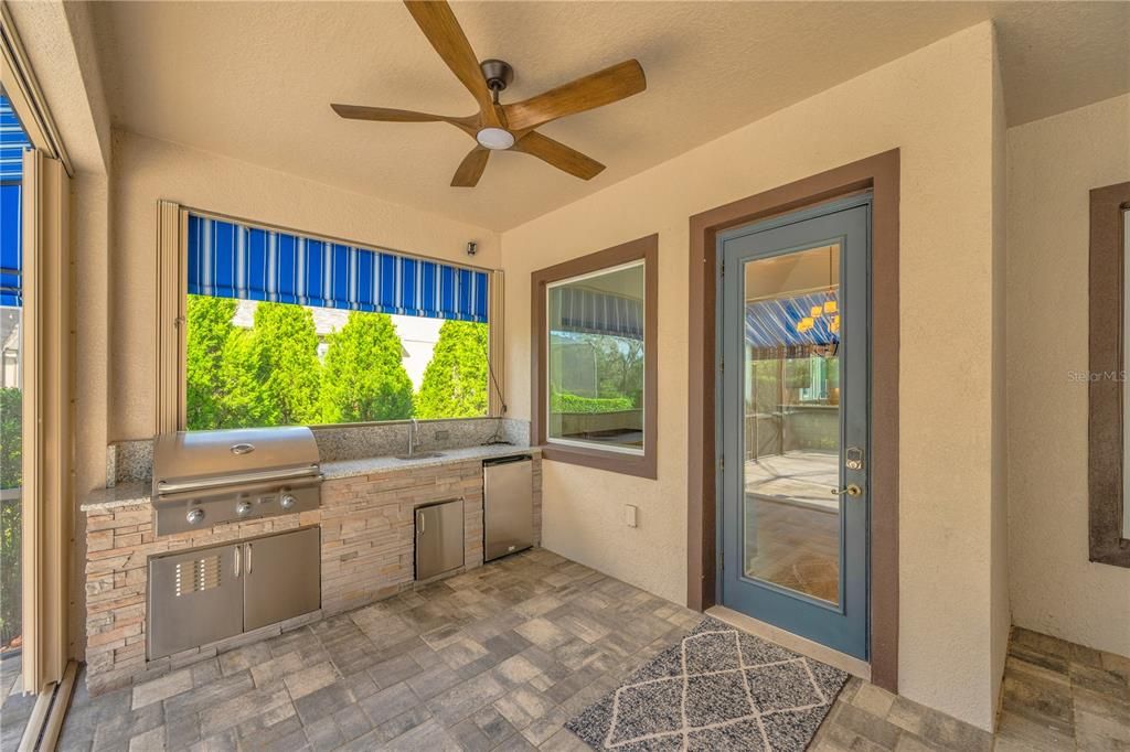 На продажу: $759,000 (5 спален, 3 ванн, 2907 Квадратных фут)