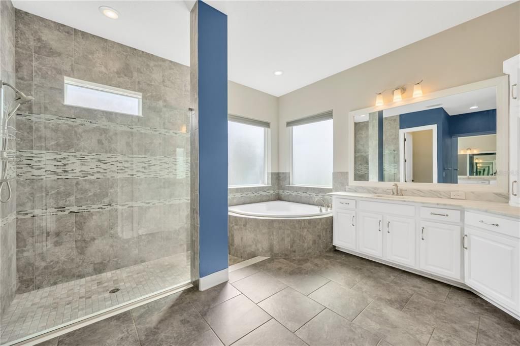 На продажу: $759,000 (5 спален, 3 ванн, 2907 Квадратных фут)