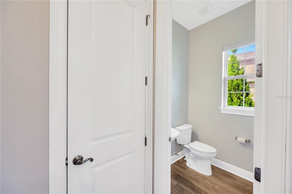 На продажу: $759,000 (5 спален, 3 ванн, 2907 Квадратных фут)