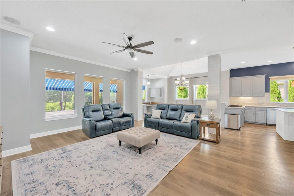 На продажу: $759,000 (5 спален, 3 ванн, 2907 Квадратных фут)