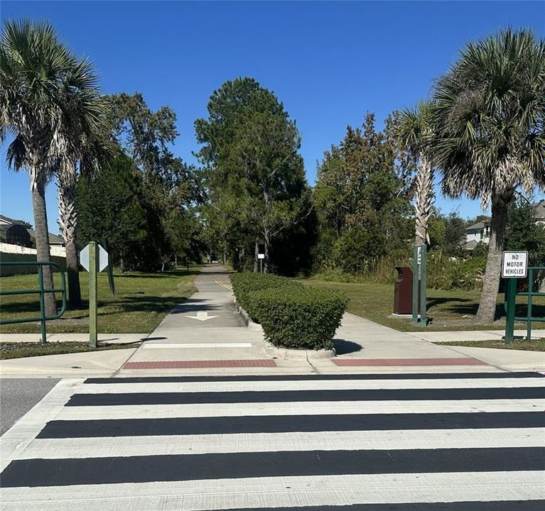 合同活跃: $735,000 (5 贝兹, 3 浴室, 3014 平方英尺)