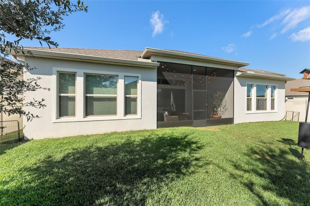 合同活跃: $735,000 (5 贝兹, 3 浴室, 3014 平方英尺)