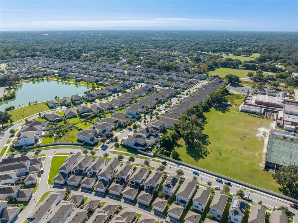 合同活跃: $735,000 (5 贝兹, 3 浴室, 3014 平方英尺)