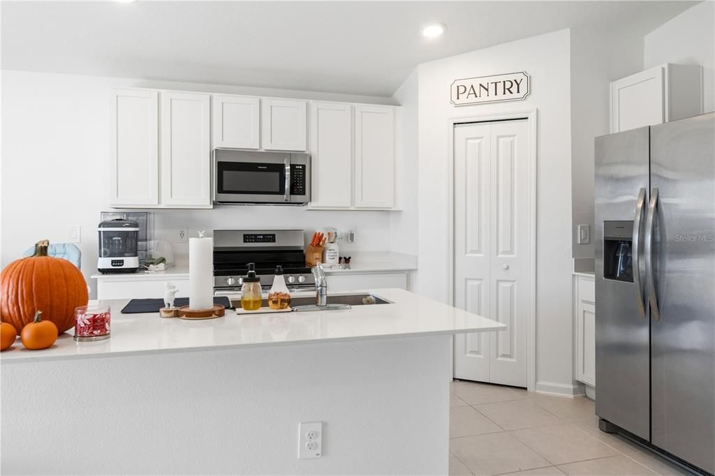 待售: $265,000 (3 贝兹, 2 浴室, 1343 平方英尺)