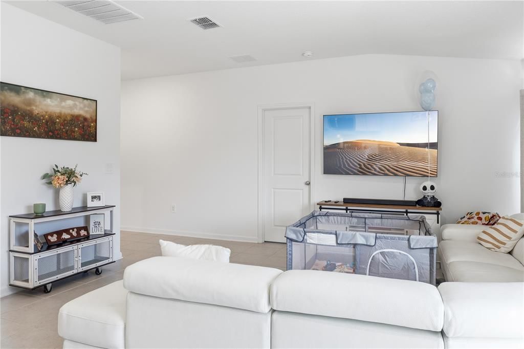 待售: $265,000 (3 贝兹, 2 浴室, 1343 平方英尺)