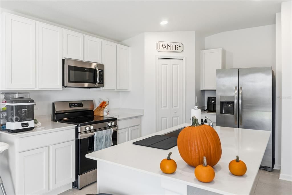 待售: $265,000 (3 贝兹, 2 浴室, 1343 平方英尺)