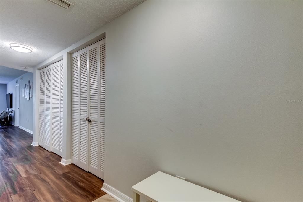 For Rent: $2,200 (2 beds, 2 baths, 1094 Square Feet)