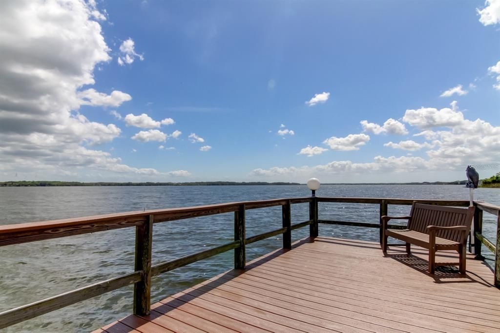 For Rent: $2,200 (2 beds, 2 baths, 1094 Square Feet)