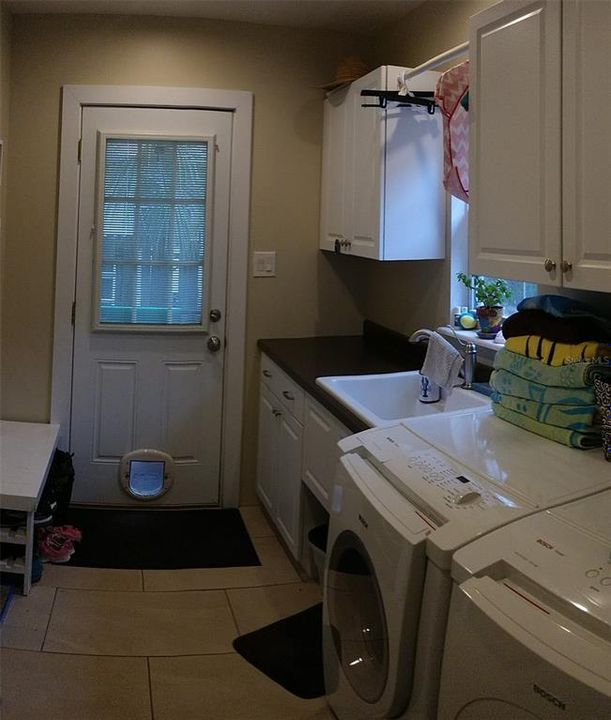 For Rent: $4,000 (4 beds, 3 baths, 1842 Square Feet)