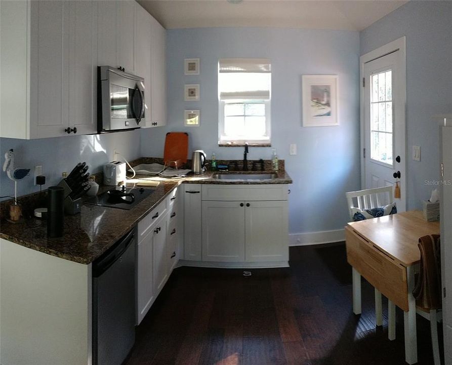 For Rent: $4,000 (4 beds, 3 baths, 1842 Square Feet)