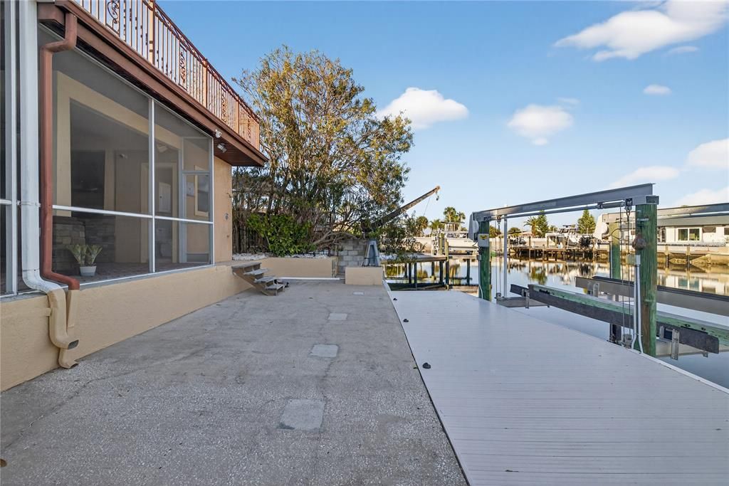 For Sale: $1,450,000 (4 beds, 3 baths, 3986 Square Feet)