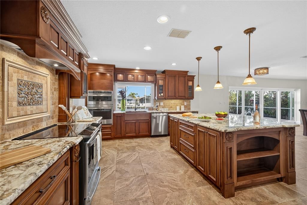 For Sale: $1,450,000 (4 beds, 3 baths, 3986 Square Feet)