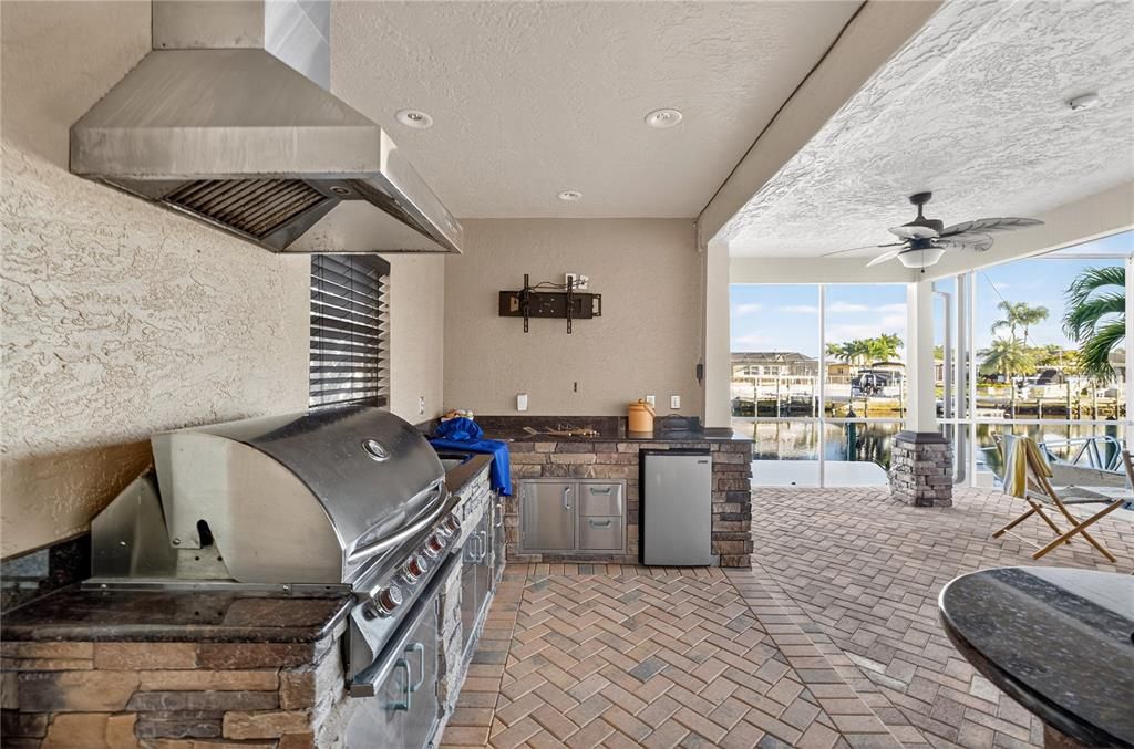 For Sale: $1,450,000 (4 beds, 3 baths, 3986 Square Feet)