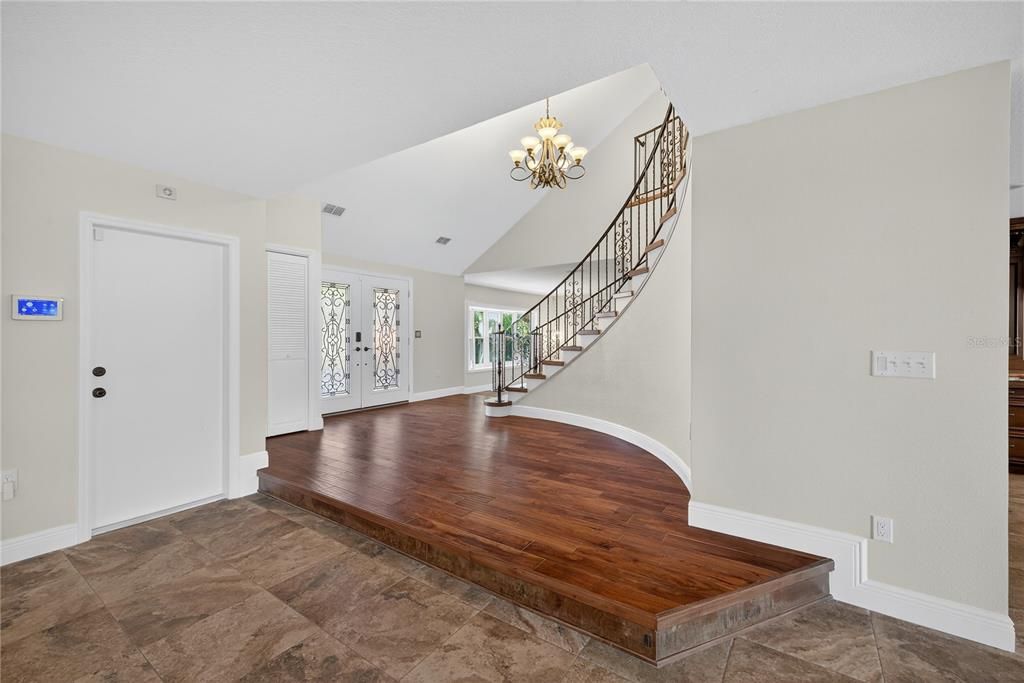 For Sale: $1,450,000 (4 beds, 3 baths, 3986 Square Feet)