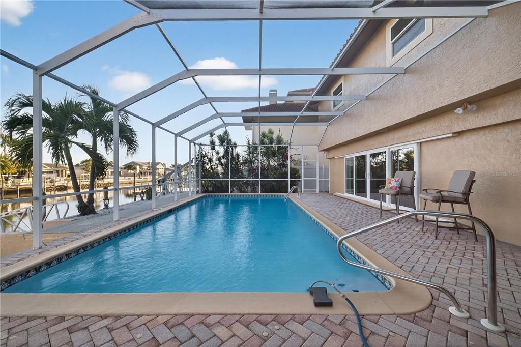 For Sale: $1,450,000 (4 beds, 3 baths, 3986 Square Feet)