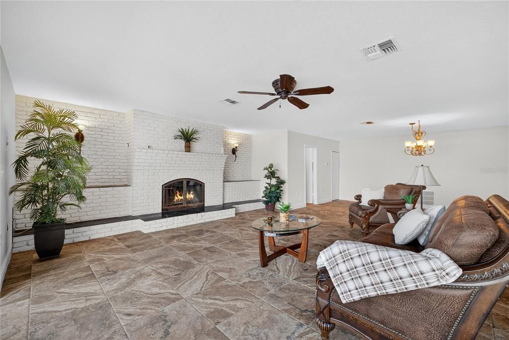 For Sale: $1,450,000 (4 beds, 3 baths, 3986 Square Feet)