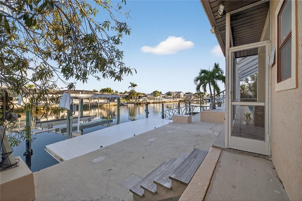 For Sale: $1,450,000 (4 beds, 3 baths, 3986 Square Feet)