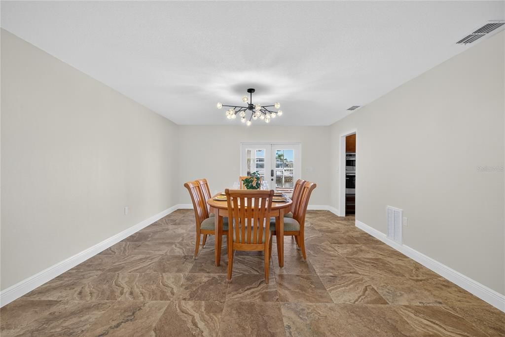 For Sale: $1,450,000 (4 beds, 3 baths, 3986 Square Feet)