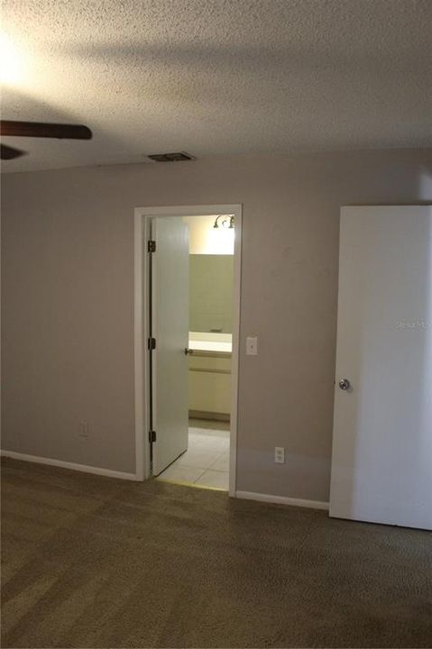 出租: $1,650 (2 贝兹, 2 浴室, 996 平方英尺)