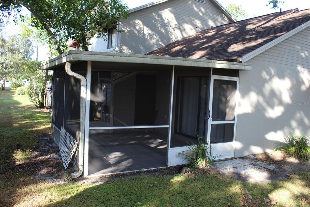 出租: $1,650 (2 贝兹, 2 浴室, 996 平方英尺)