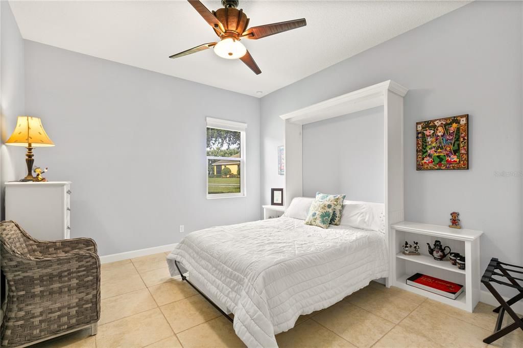 En Venta: $939,000 (4 camas, 2 baños, 3551 Pies cuadrados)