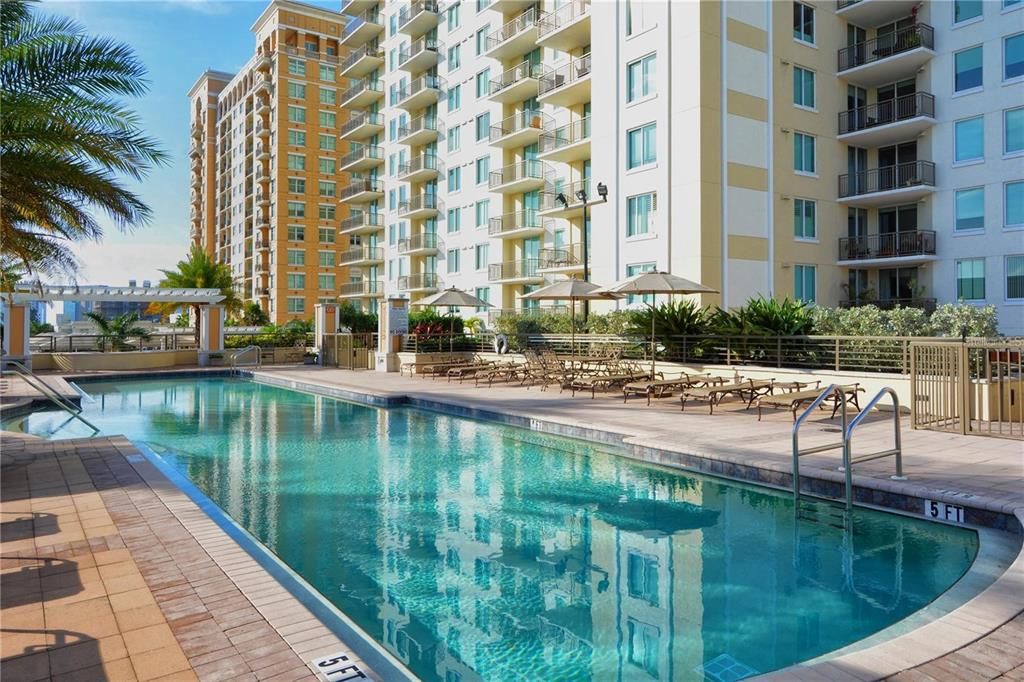 В аренду: $4,000 (2 спален, 2 ванн, 1911 Квадратных фут)