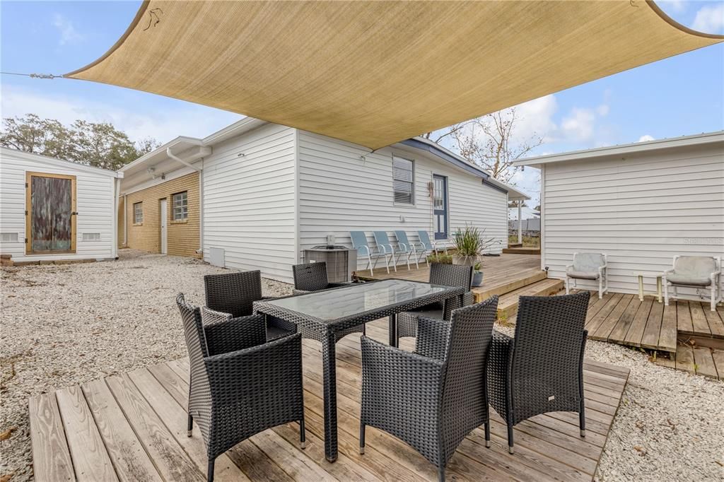 For Rent: $2,700 (5 beds, 2 baths, 2311 Square Feet)