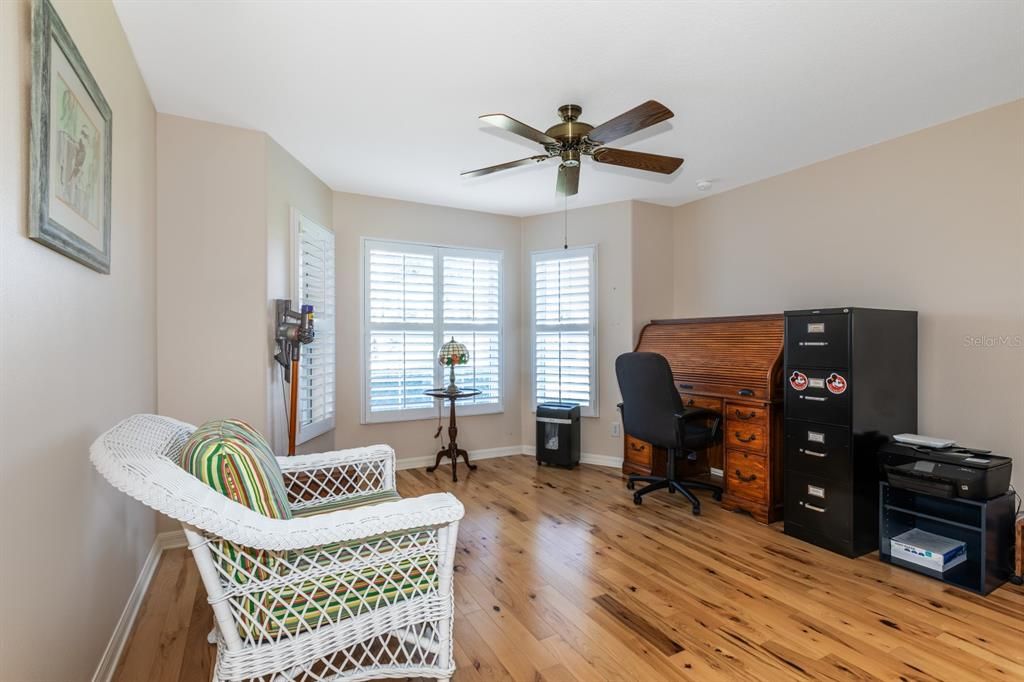 Active With Contract: $330,000 (3 beds, 2 baths, 2003 Square Feet)