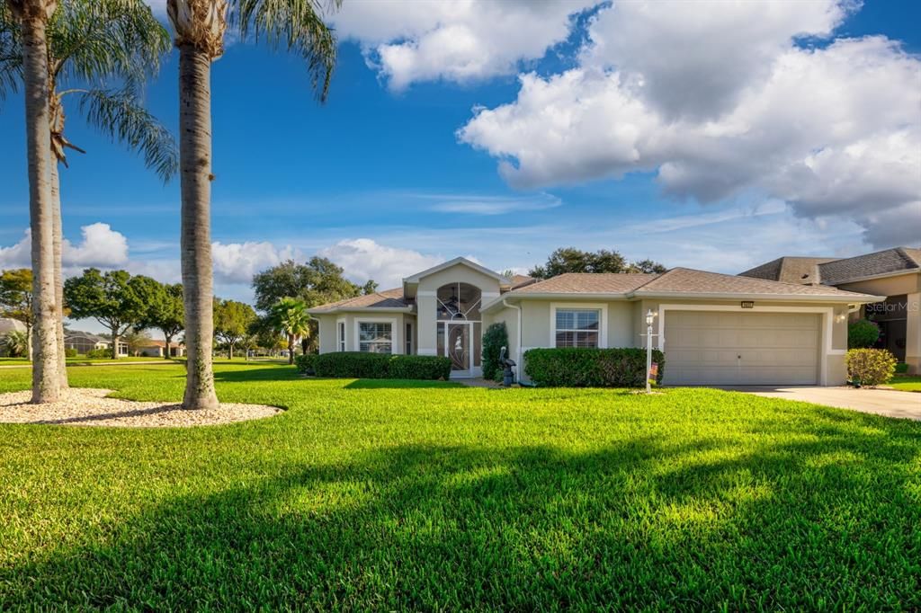 Active With Contract: $330,000 (3 beds, 2 baths, 2003 Square Feet)