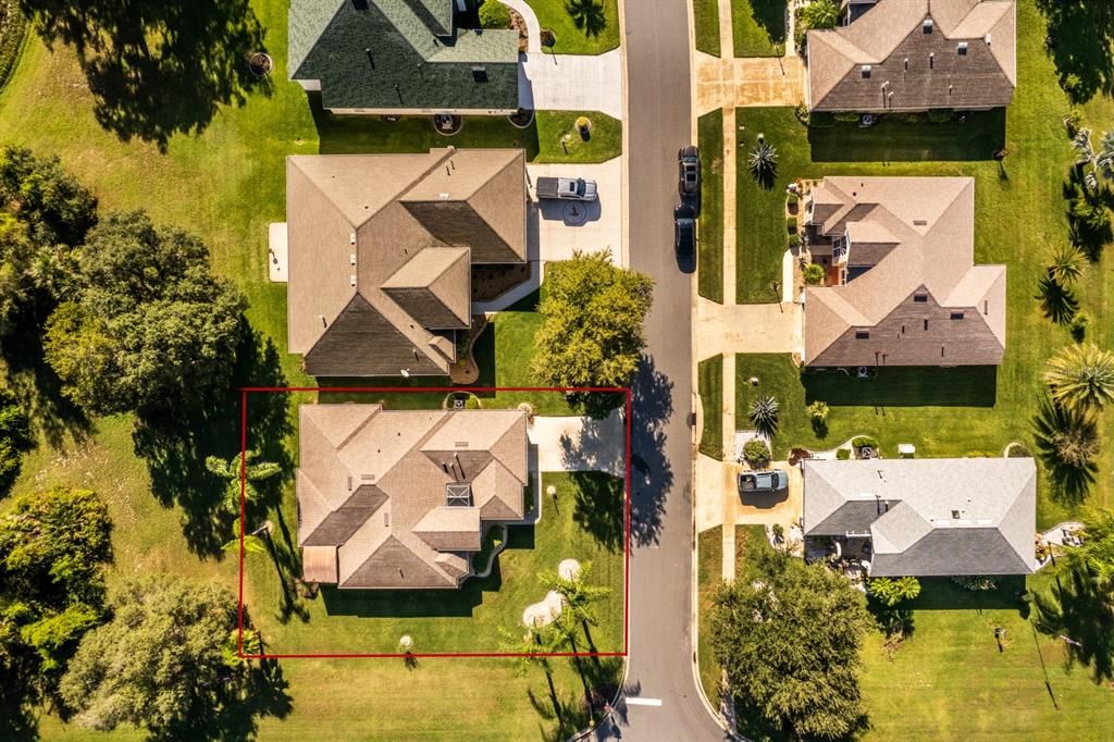 Active With Contract: $330,000 (3 beds, 2 baths, 2003 Square Feet)