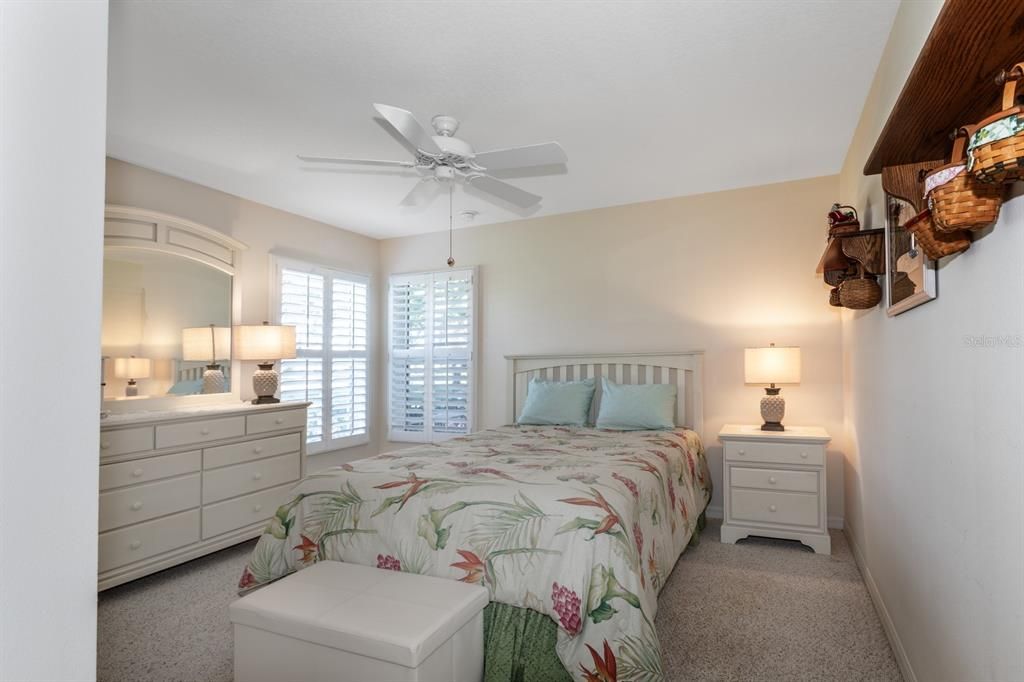 Active With Contract: $330,000 (3 beds, 2 baths, 2003 Square Feet)