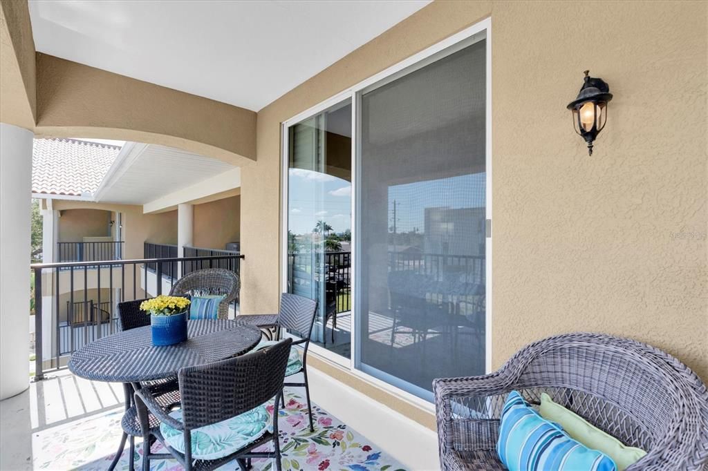 В аренду: $6,000 (3 спален, 3 ванн, 2738 Квадратных фут)