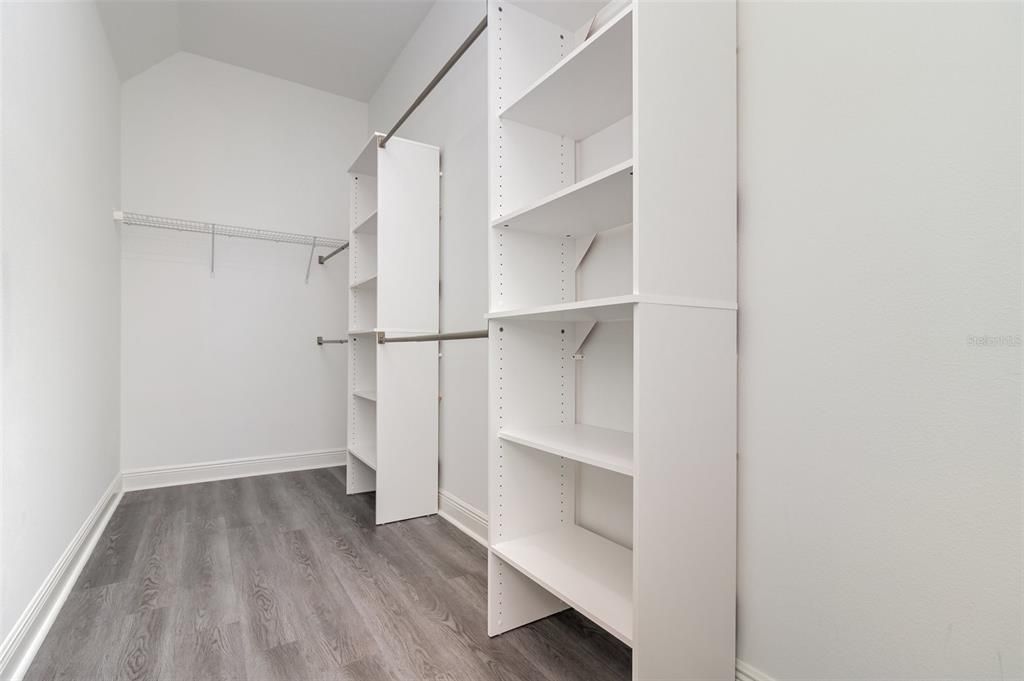 For Sale: $924,900 (5 beds, 3 baths, 3224 Square Feet)