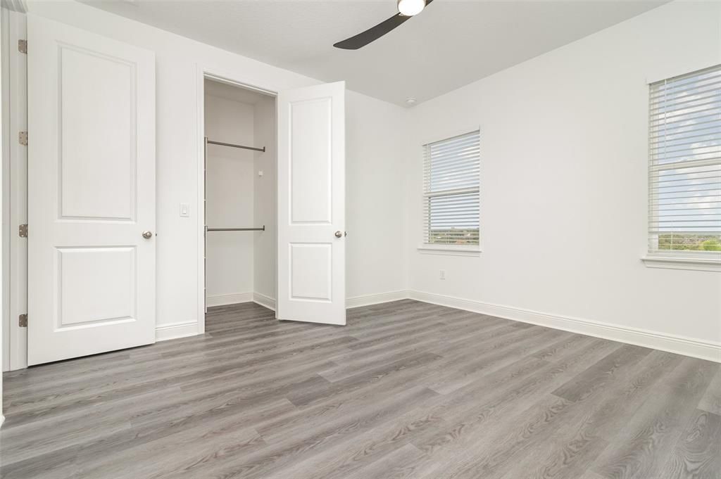 For Sale: $924,900 (5 beds, 3 baths, 3224 Square Feet)