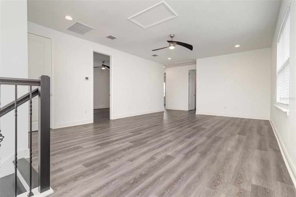 For Sale: $924,900 (5 beds, 3 baths, 3224 Square Feet)