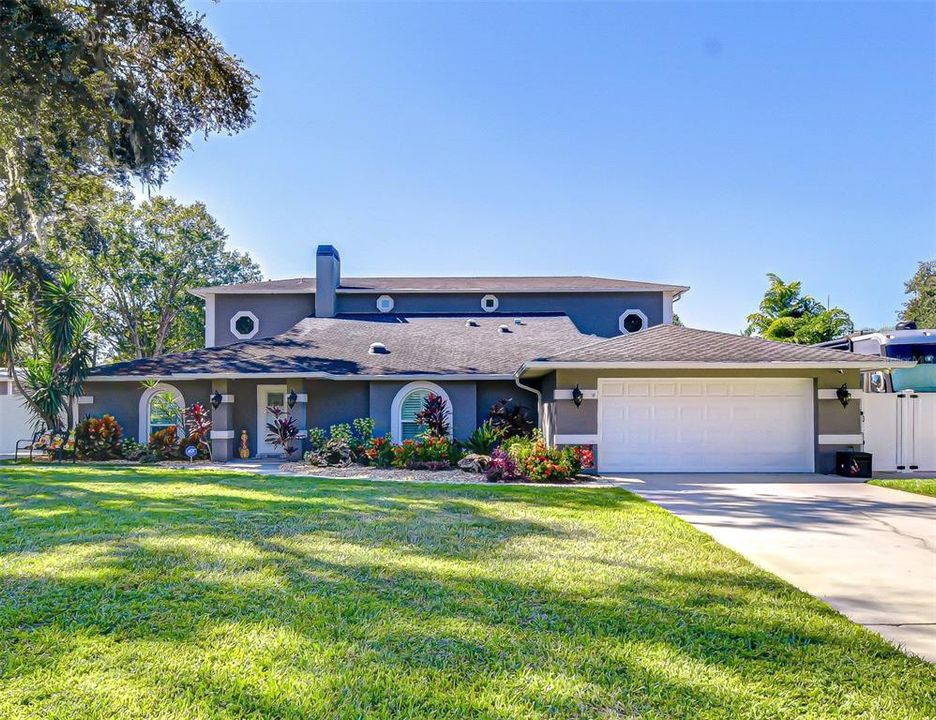 待售: $1,299,000 (6 贝兹, 4 浴室, 4690 平方英尺)