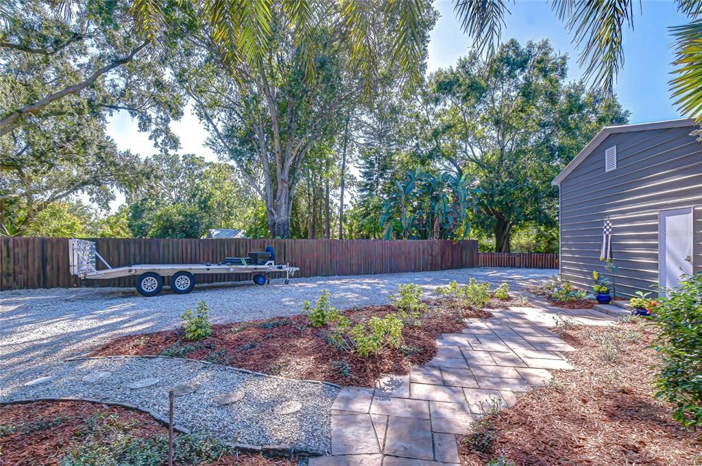 待售: $1,299,000 (6 贝兹, 4 浴室, 4690 平方英尺)