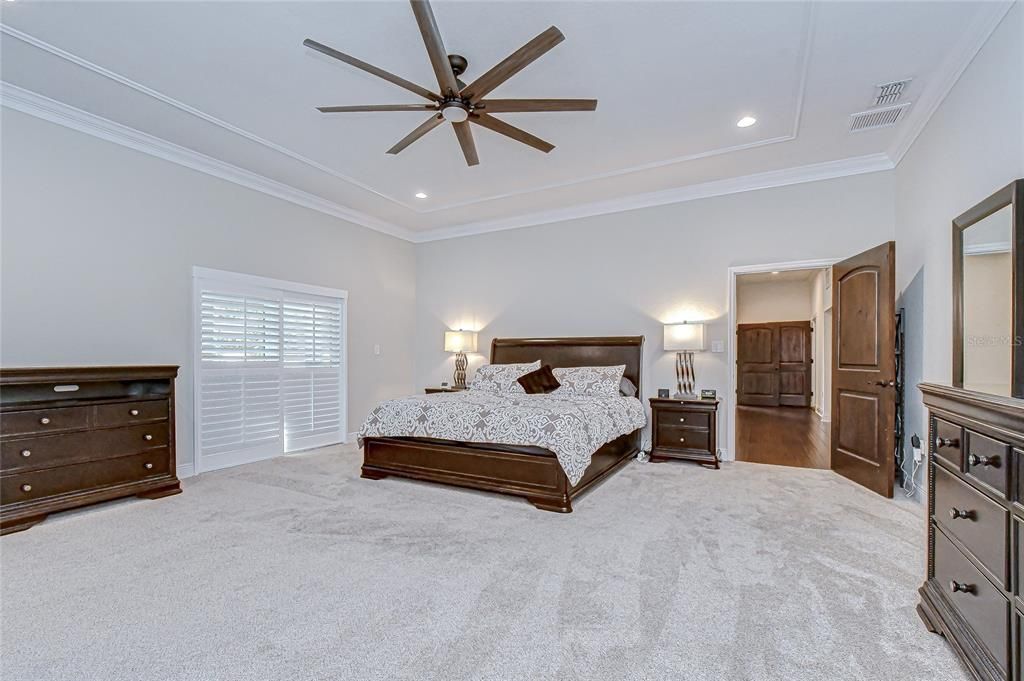 待售: $1,299,000 (6 贝兹, 4 浴室, 4690 平方英尺)