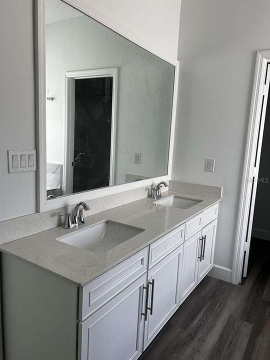 For Sale: $329,000 (4 beds, 4 baths, 1787 Square Feet)