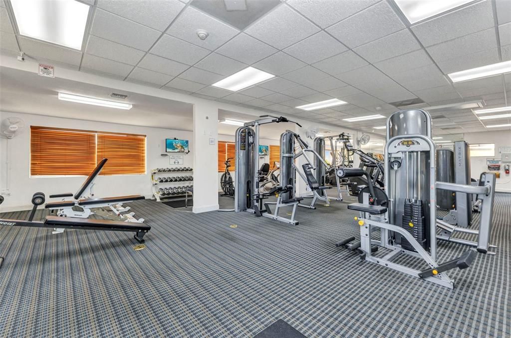 For Sale: $175,000 (2 beds, 2 baths, 1296 Square Feet)