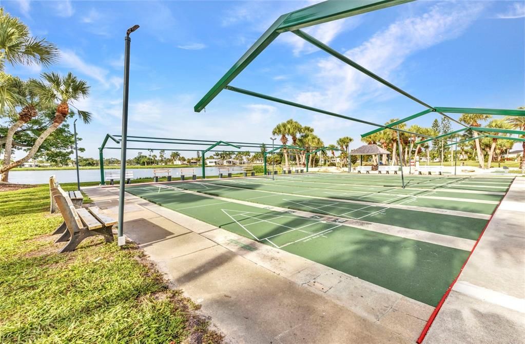 For Sale: $175,000 (2 beds, 2 baths, 1296 Square Feet)