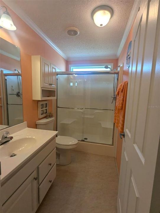 For Sale: $175,000 (2 beds, 2 baths, 1296 Square Feet)