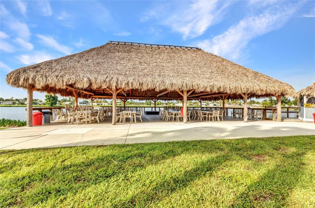 For Sale: $175,000 (2 beds, 2 baths, 1296 Square Feet)