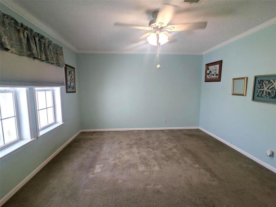 For Sale: $175,000 (2 beds, 2 baths, 1296 Square Feet)