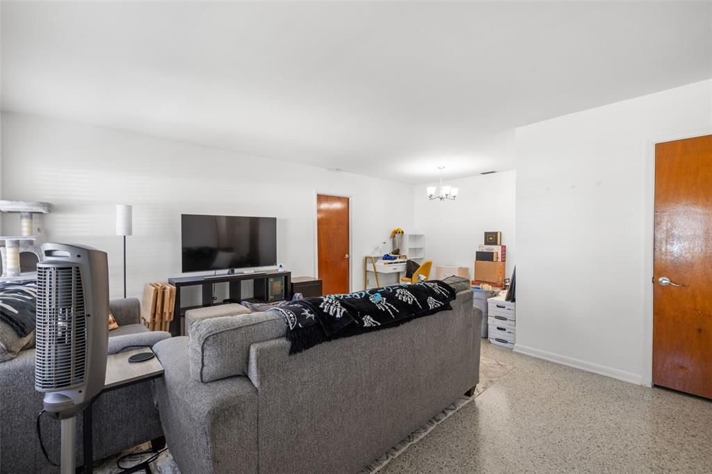 For Sale: $420,000 (4 beds, 2 baths, 2172 Square Feet)